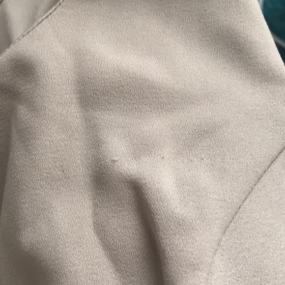 Elegant lace dress - Picture 7 of 7